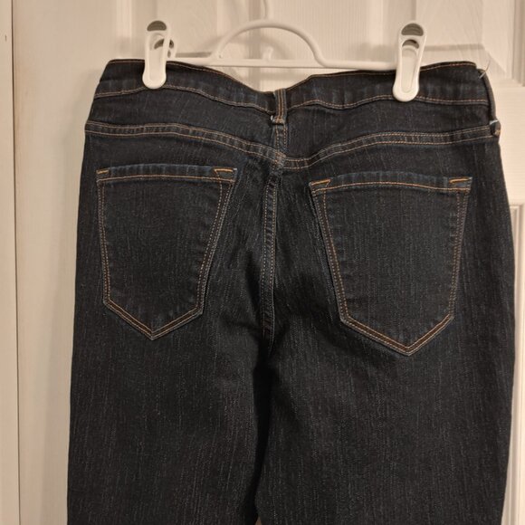 Curvy Jeans 3 - Picture 7 of 9